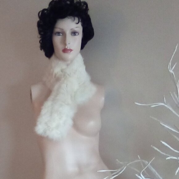 VTG Rabbit Fur Scarf/  VTG Long White Gloves/ HL Fur Clutch - Picture 8 of 9